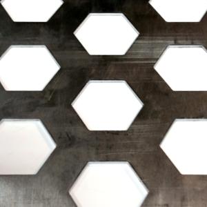 Kuusnurkava-kärg HT