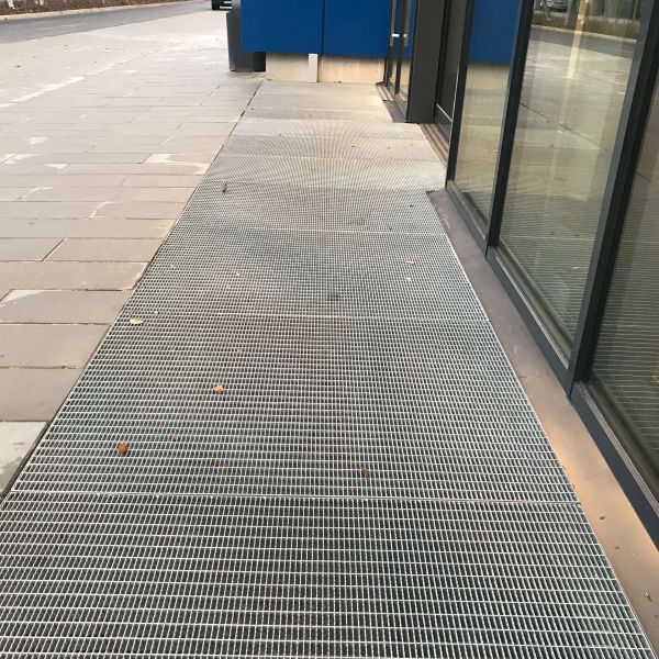 Jalapuhastusrest (Press Locked)