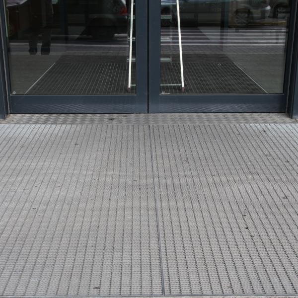 Jalapuhastusrest (Press Locked)